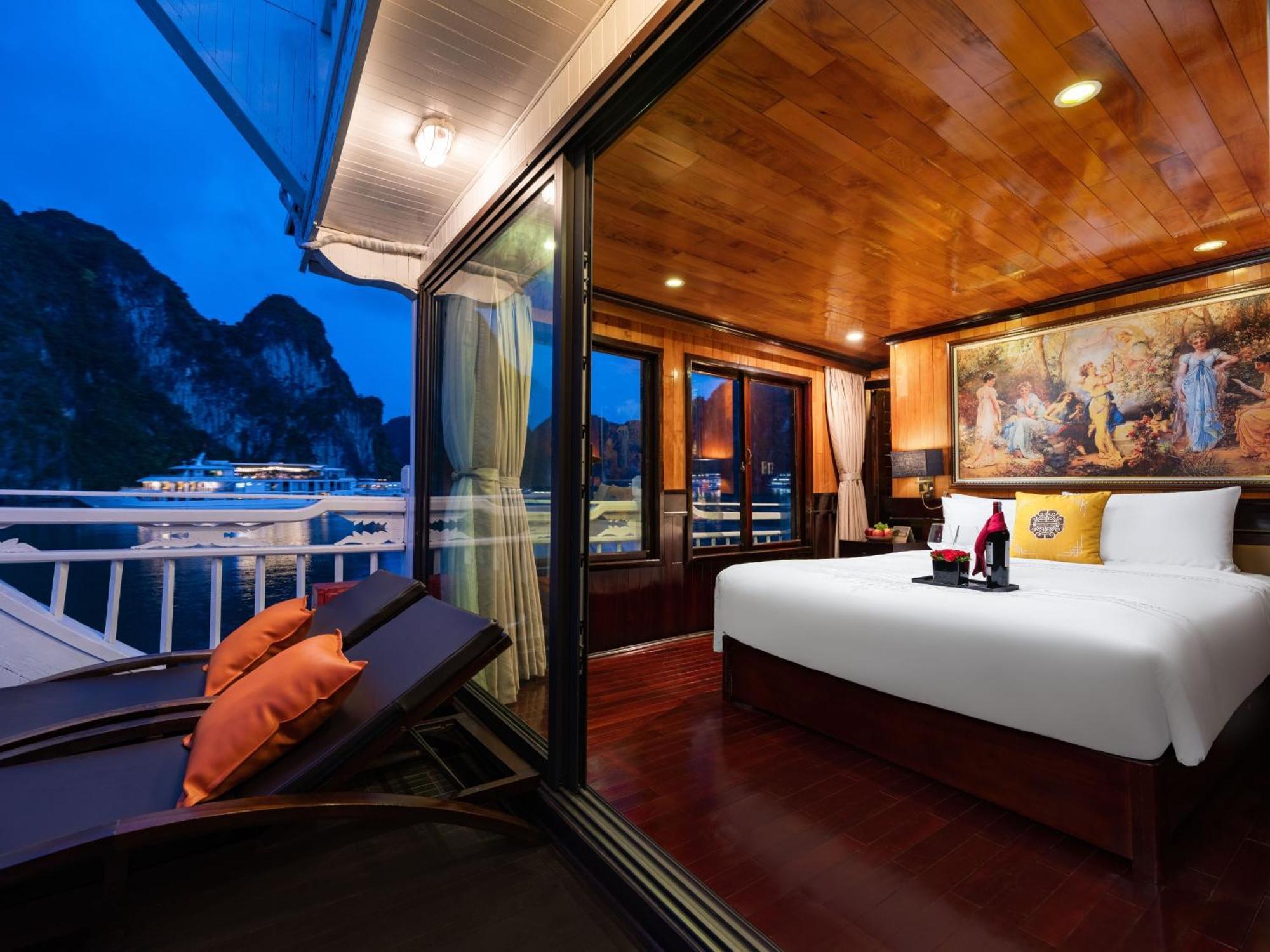 Hera Boutique Cruise Ha Long Bay 外观 照片